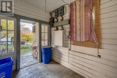 1004 Stanley Street, Nelson, BC - Indoor Photo Showing Other Room