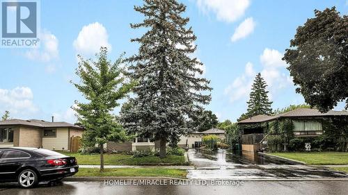 62 Sutherland Avenue, Brampton, ON - Outdoor