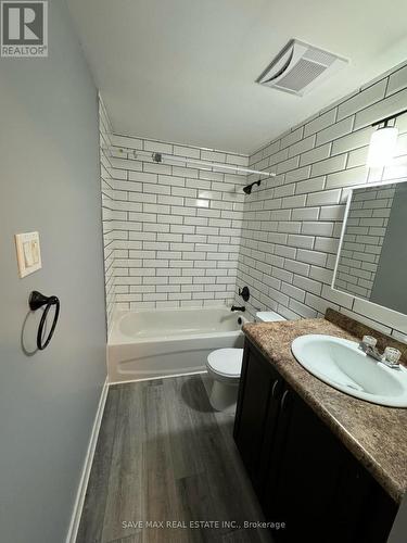 24 Main - 577 Third Street, London, ON - Indoor Photo Showing Bathroom