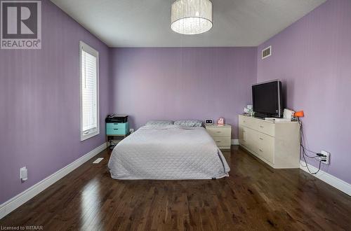 416 Lakeview Drive, Woodstock, ON - Indoor Photo Showing Bedroom