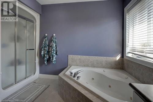 416 Lakeview Drive, Woodstock, ON - Indoor Photo Showing Bathroom