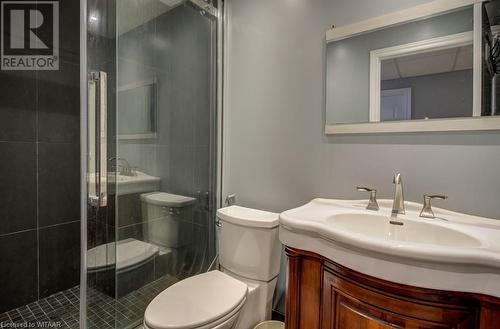 416 Lakeview Drive, Woodstock, ON - Indoor Photo Showing Bathroom