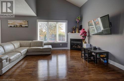 416 Lakeview Drive, Woodstock, ON - Indoor Photo Showing Living Room With Fireplace