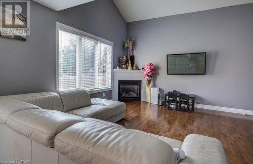 416 Lakeview Drive, Woodstock, ON - Indoor Photo Showing Living Room With Fireplace