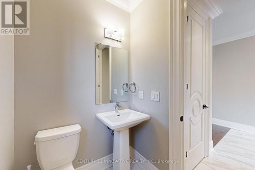 45 Bremner Street W, Whitby, ON - Indoor Photo Showing Bathroom