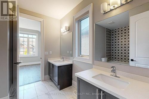 45 Bremner Street W, Whitby, ON - Indoor Photo Showing Bathroom