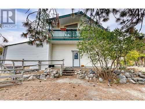 2084 Pinewinds Place, Okanagan Falls, BC - Outdoor