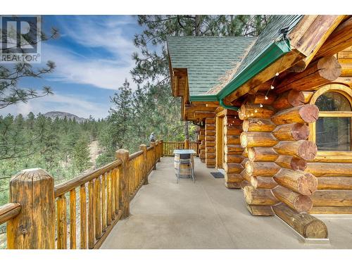 2084 Pinewinds Place, Okanagan Falls, BC - Outdoor