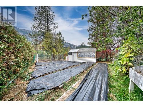 2084 Pinewinds Place, Okanagan Falls, BC - Outdoor