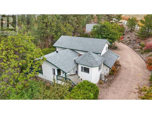 2084 Pinewinds Place, Okanagan Falls, BC - Outdoor