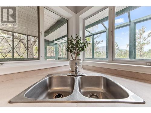 2084 Pinewinds Place, Okanagan Falls, BC - Indoor Photo Showing Kitchen With Double Sink