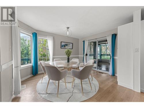 2084 Pinewinds Place, Okanagan Falls, BC - Indoor Photo Showing Dining Room