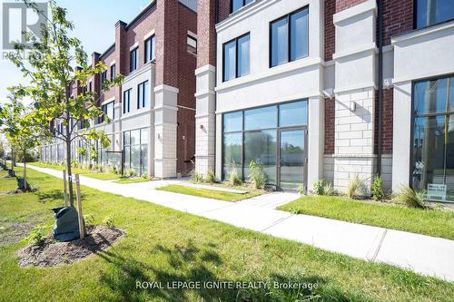 16 - 220 Dissette Street, Bradford West Gwillimbury, ON - Outdoor With Facade