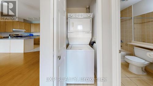 307 - 11121 Yonge Street, Richmond Hill, ON - Indoor Photo Showing Laundry Room