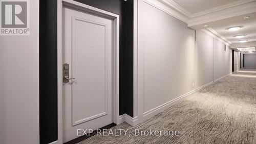 307 - 11121 Yonge Street, Richmond Hill, ON - Indoor Photo Showing Other Room