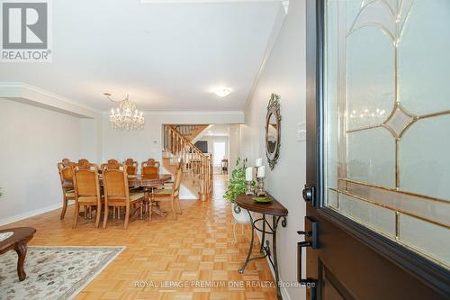 18 Mainland Crescent, Vaughan, ON - Indoor Photo Showing Dining Room