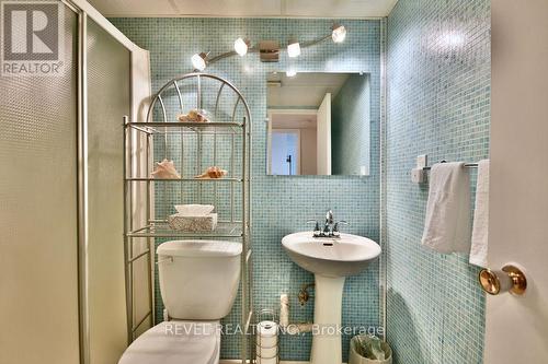 35 Shaw Crescent, Barrie, ON - Indoor Photo Showing Bathroom