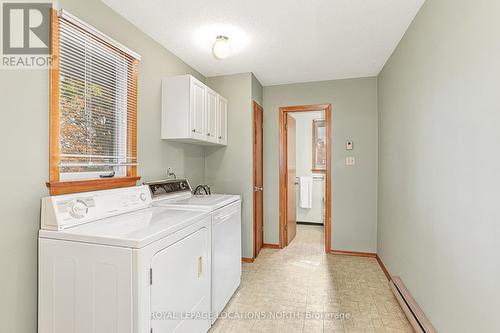 54 Townley Street, Clearview, ON - Indoor Photo Showing Laundry Room