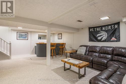 915 Dalhousie Drive, London, ON - Indoor