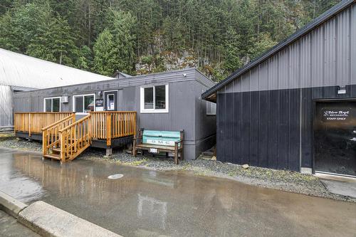 63450 Flood Hope Road, Hope, BC 