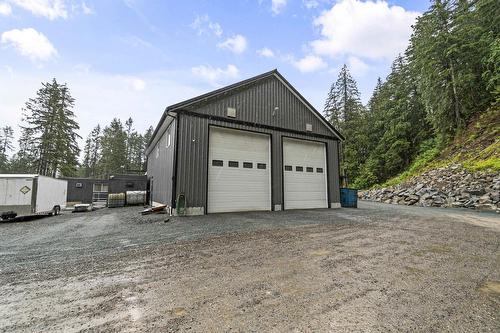 63450 Flood Hope Road, Hope, BC 