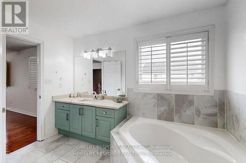 1040 Eager Road, Milton, ON - Indoor Photo Showing Bathroom