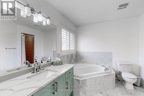 1040 Eager Road, Milton, ON - Indoor Photo Showing Bathroom