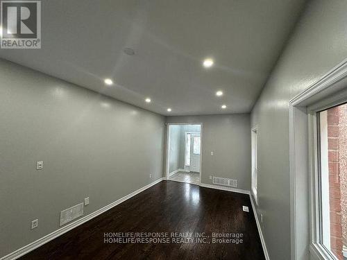 1040 Eager Road, Milton, ON - Indoor Photo Showing Other Room