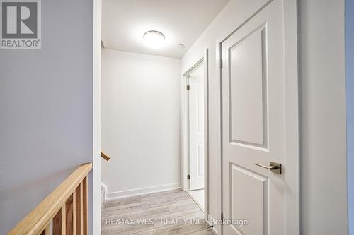 Th11 - 4015 Hickory Drive, Mississauga, ON - Indoor Photo Showing Other Room