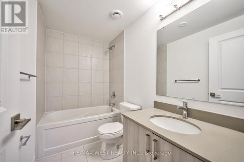 Th11 - 4015 Hickory Drive, Mississauga, ON - Indoor Photo Showing Bathroom