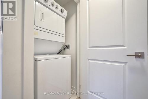 Th11 - 4015 Hickory Drive, Mississauga, ON -  Photo Showing Laundry Room