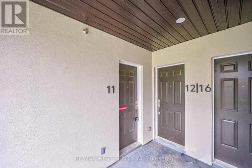 Th11 - 4015 Hickory Drive, Mississauga, ON - Outdoor With Exterior