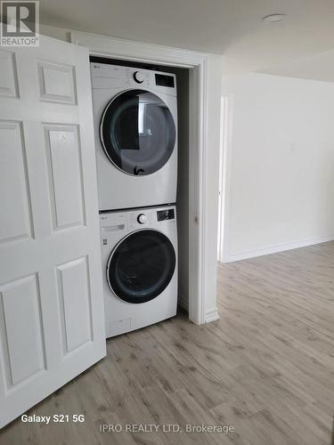 Bsmt - 151 Darren Avenue, Whitby, ON - Indoor Photo Showing Laundry Room