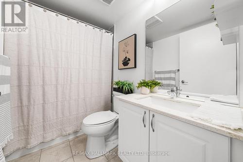 1501 - 1255 Bayly Street, Pickering, ON - Indoor Photo Showing Bathroom