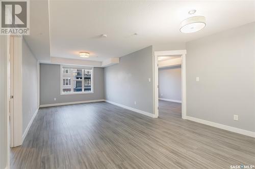 322 5301 Universal Crescent, Regina, SK - Indoor