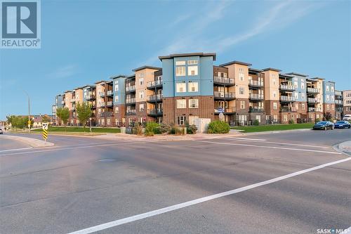 322 5301 Universal Crescent, Regina, SK - Outdoor With Balcony With Facade