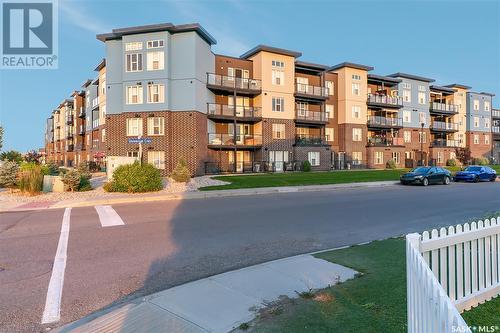 322 5301 Universal Crescent, Regina, SK - Outdoor With Balcony With Facade