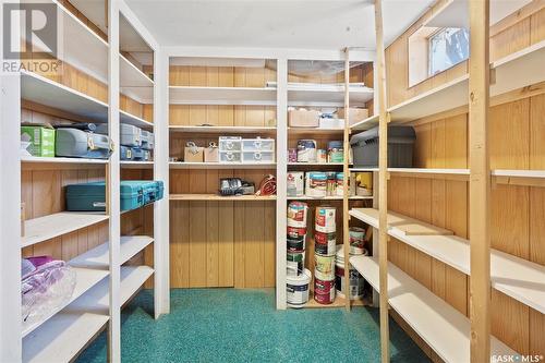 417 H Avenue N, Saskatoon, SK - Indoor With Storage