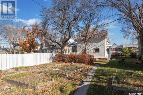 417 H Avenue N, Saskatoon, SK - Outdoor