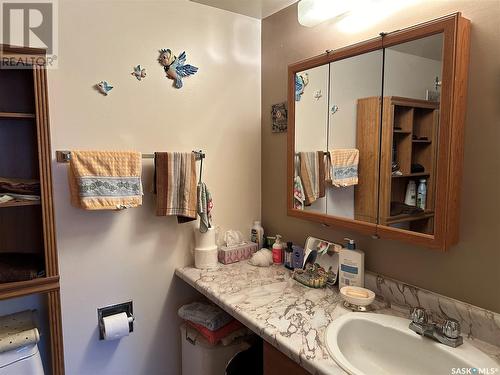 101 D 1350 Gordon Road, Moose Jaw, SK - Indoor Photo Showing Bathroom