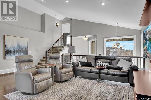 2433 Jameson Crescent, Regina, SK - Indoor Photo Showing Living Room