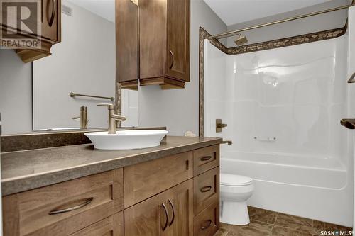 2433 Jameson Crescent, Regina, SK - Indoor Photo Showing Bathroom