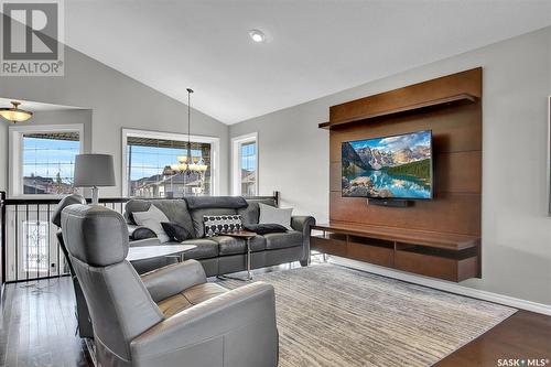 2433 Jameson Crescent, Regina, SK - Indoor Photo Showing Living Room