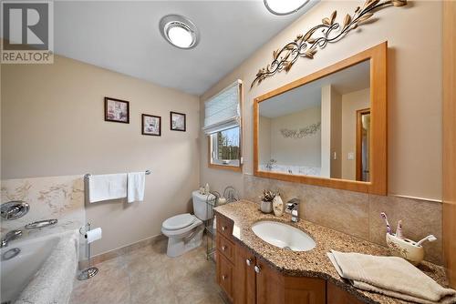 68 Walter Street, Coniston, ON - Indoor Photo Showing Bathroom