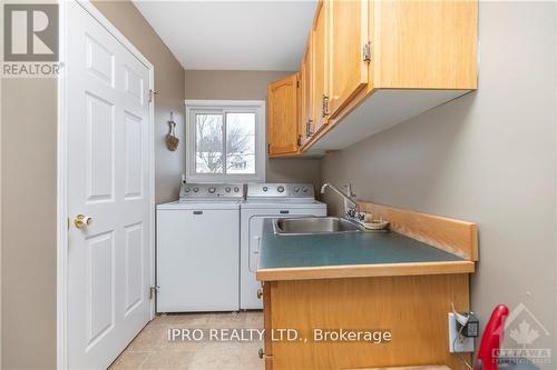 1436 Boyer Road, Ottawa, ON - Indoor Photo Showing Laundry Room