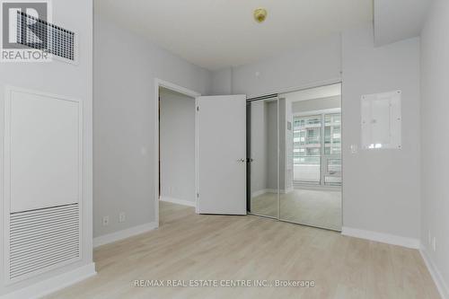 3506 - 2221 Yonge Street, Toronto, ON - Indoor Photo Showing Other Room