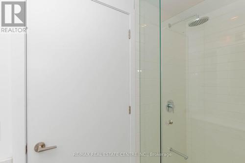 3506 - 2221 Yonge Street, Toronto, ON -  Photo Showing Bathroom