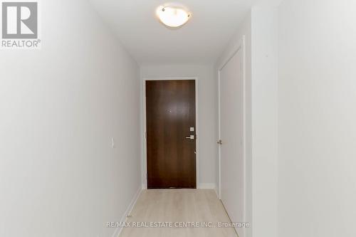 3506 - 2221 Yonge Street, Toronto, ON - Indoor Photo Showing Other Room