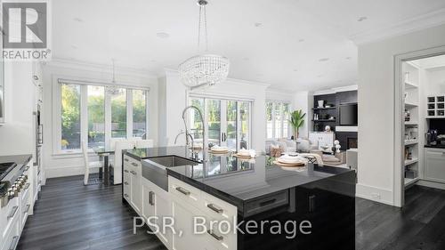 14 Tregellis Road, Toronto, ON - Indoor Photo Showing Kitchen With Upgraded Kitchen