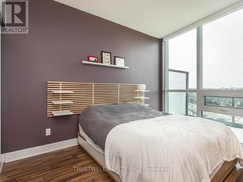 Ph21 - 35 Brian Peck Crescent, Toronto, ON - Indoor Photo Showing Bedroom